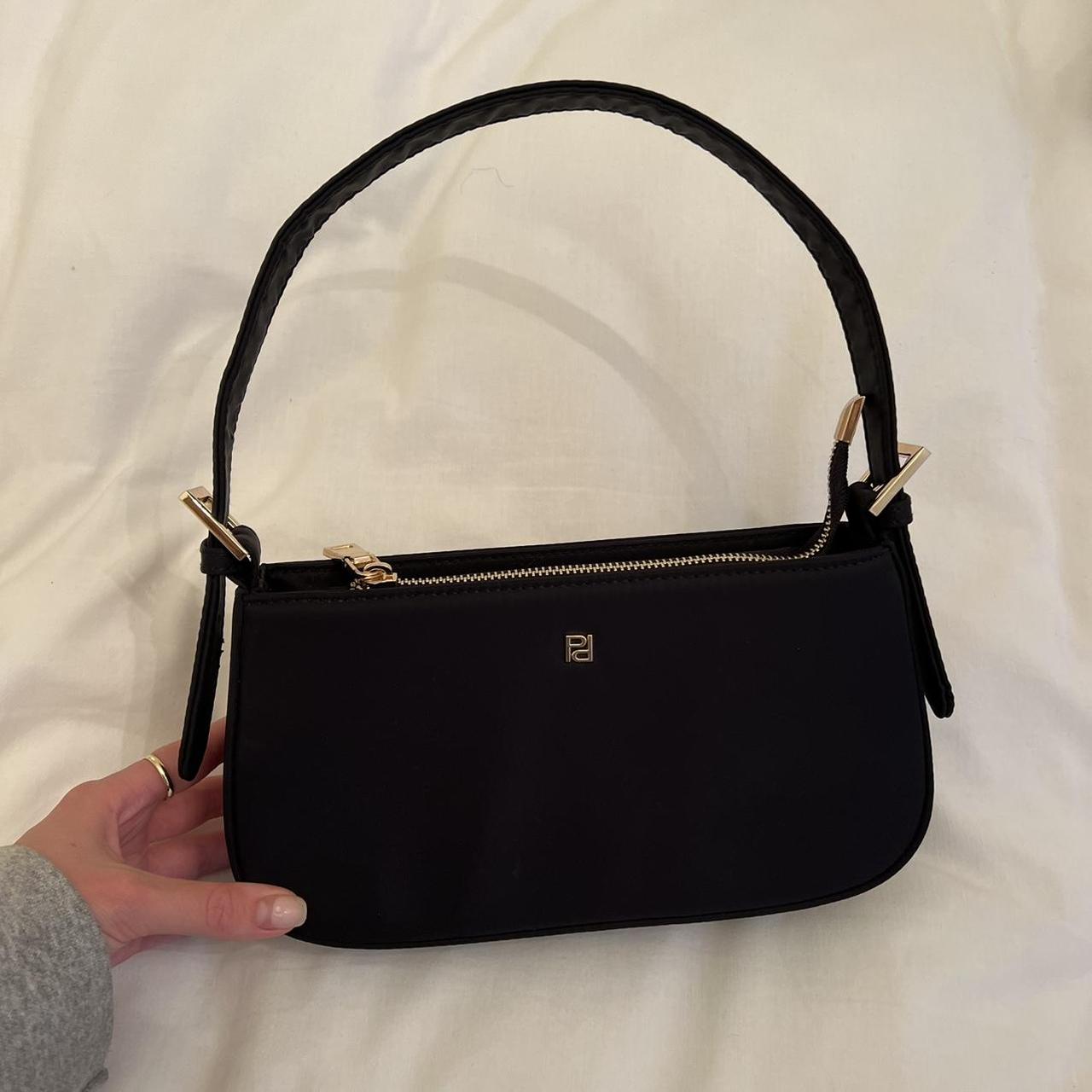 Princess polly nylon shoulder bag. Never worn.... Depop