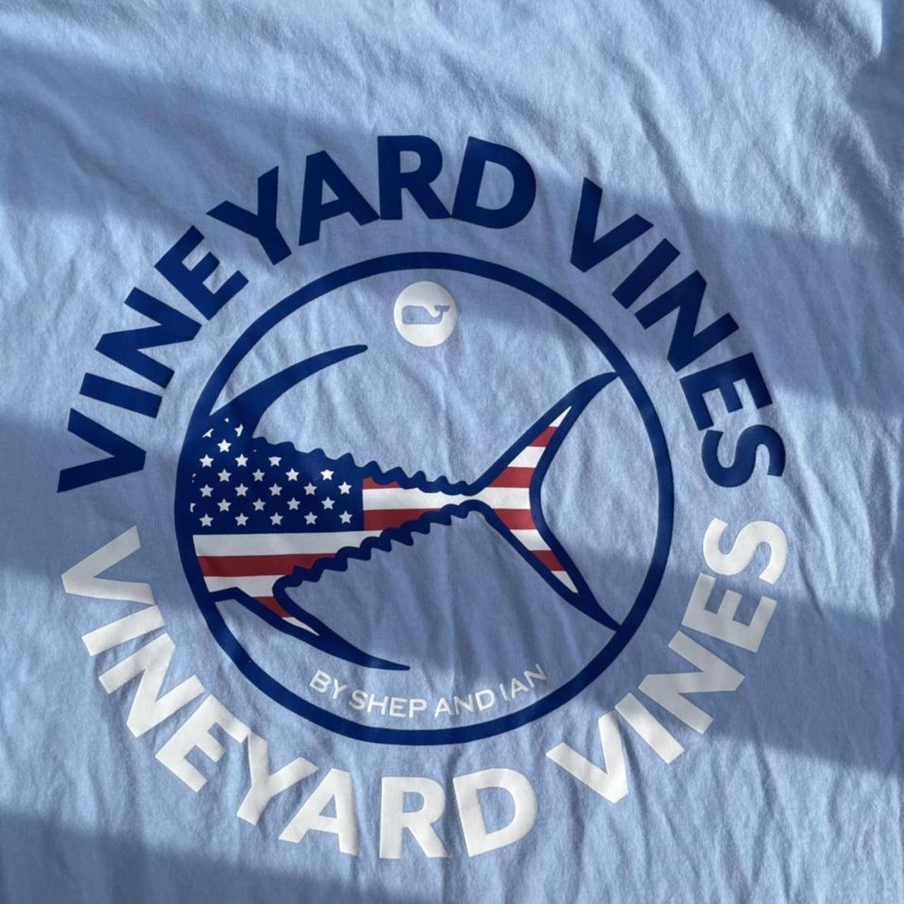 Vineyard Vines light blue tee Great graphic Gently... - Depop