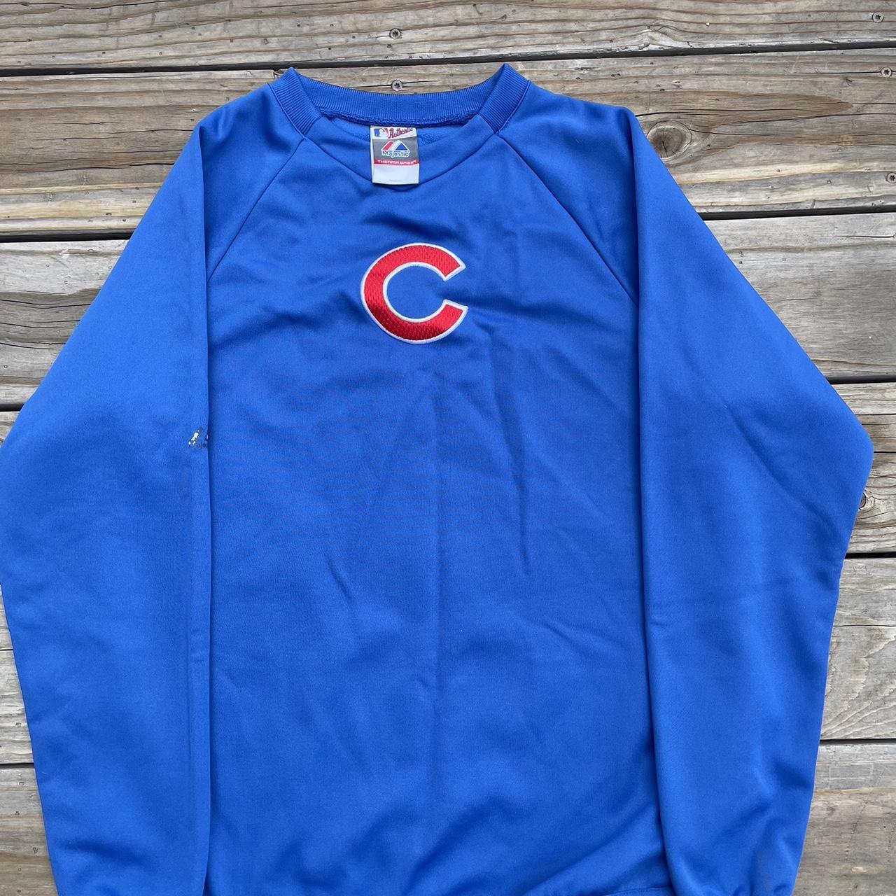 2016 chicago cubs hoodie ⚾️ - fits more like a men's - Depop