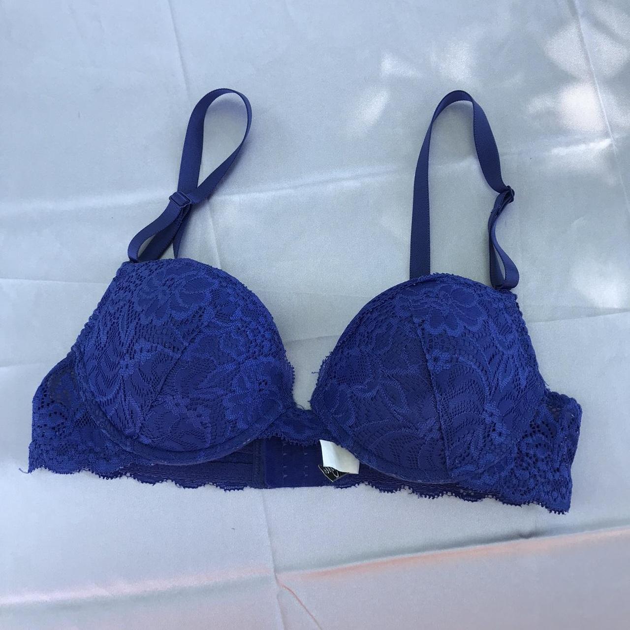 Xhilaration bra size 32A~underwired~Lace - Depop