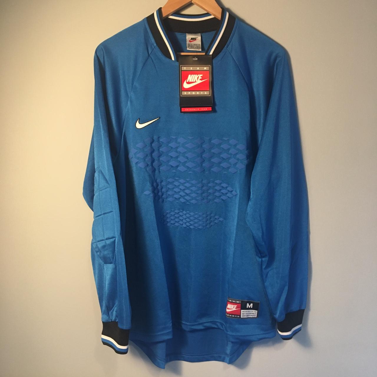 Nike 1990’s Template Goalkeeper Football Shirt Size... - Depop