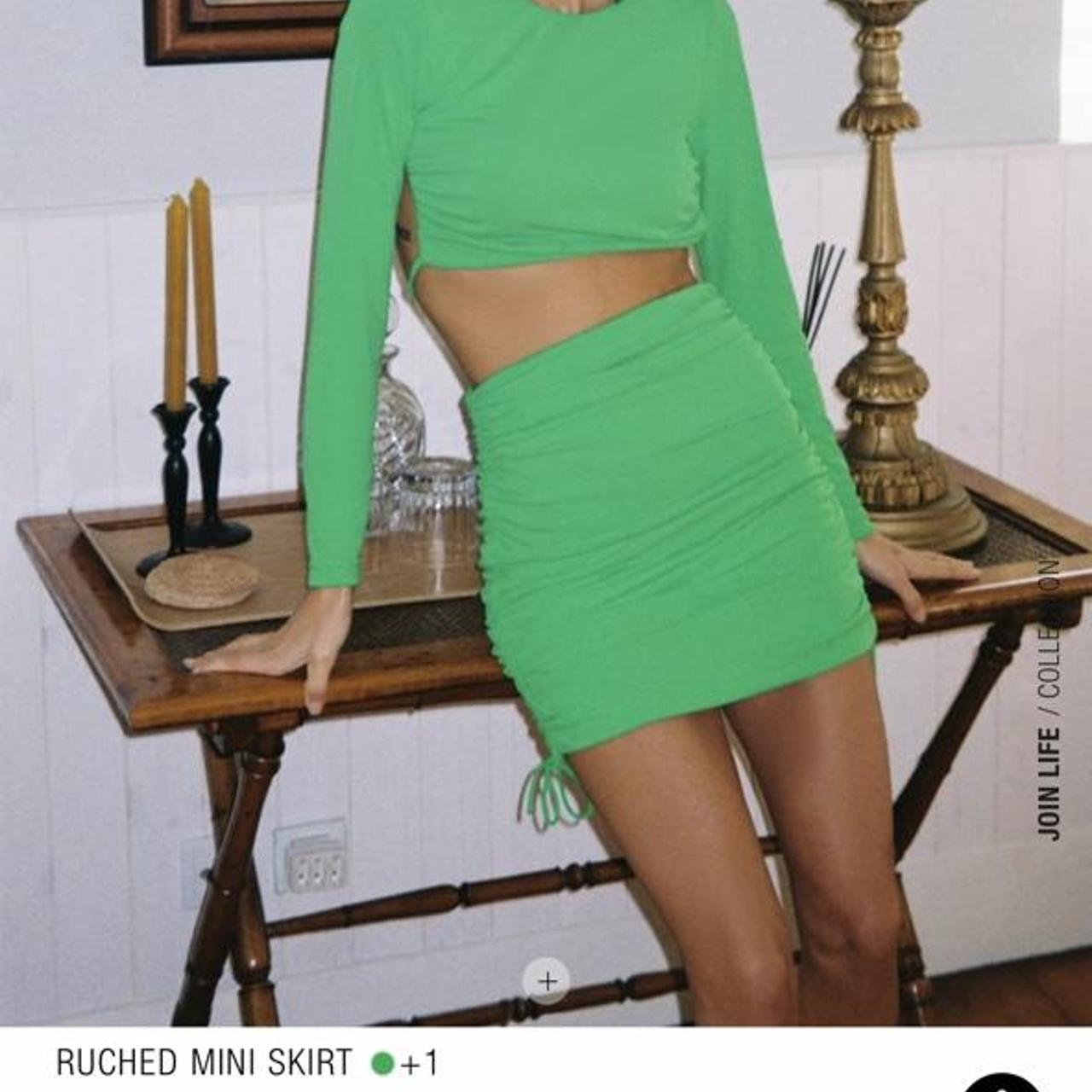 Zara green ruched mini skirt brand new never worn... - Depop