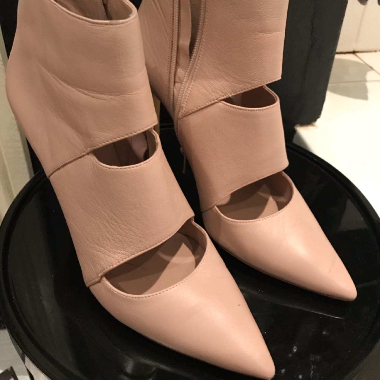 Carvela spectacular clearance boots