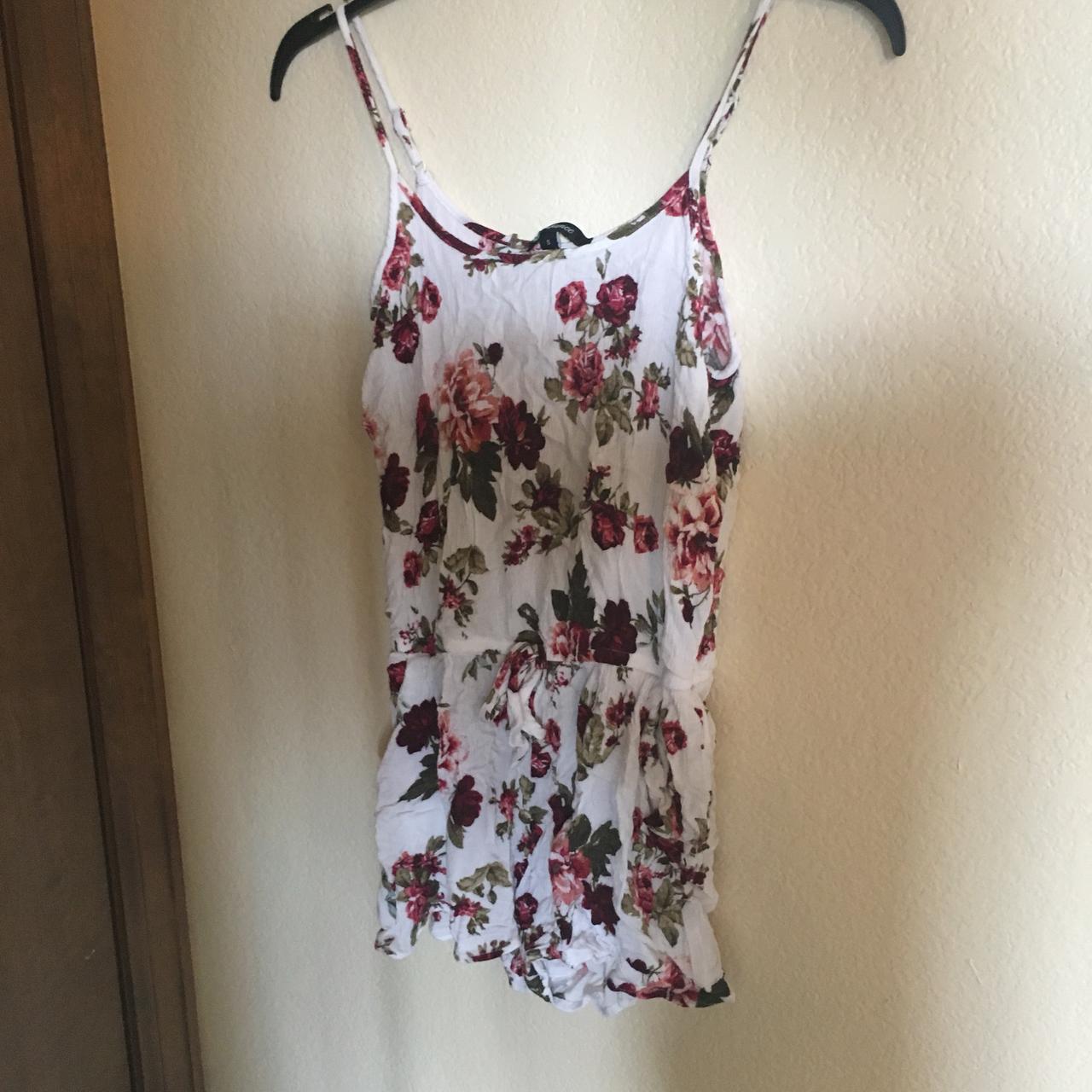 White and red roses floral romper. Ambiance size... - Depop