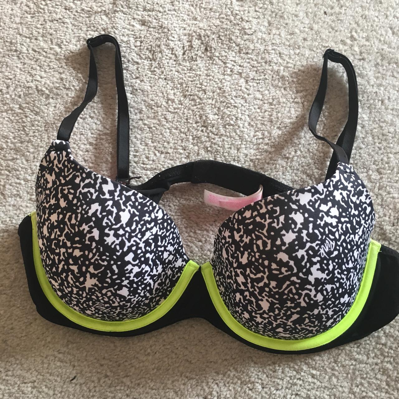 Black and white Victoria’s Secret bra. 36B.... Depop