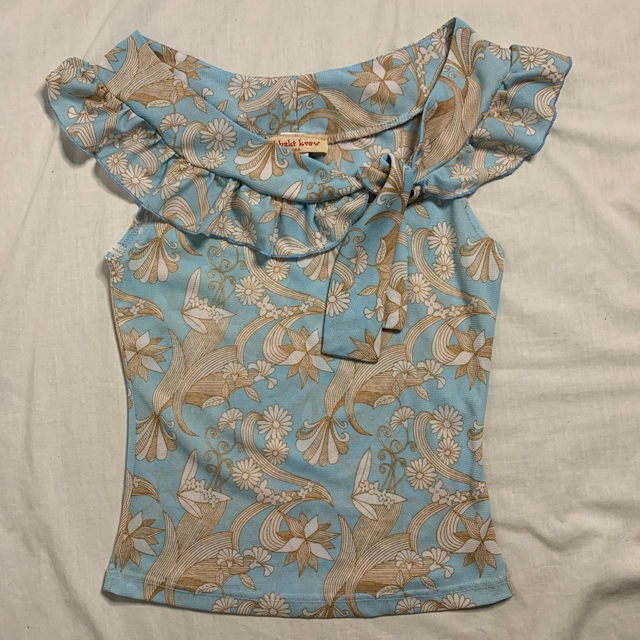 Product Image 1 - sky blue blouse / khaki