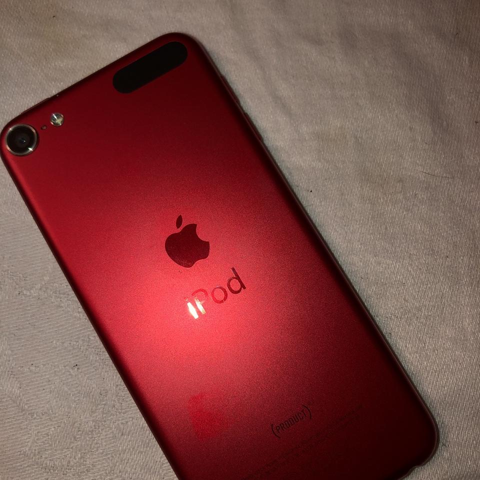 Apple iPod popular Touch 7th Generation 32GB (PRODUCT)RED