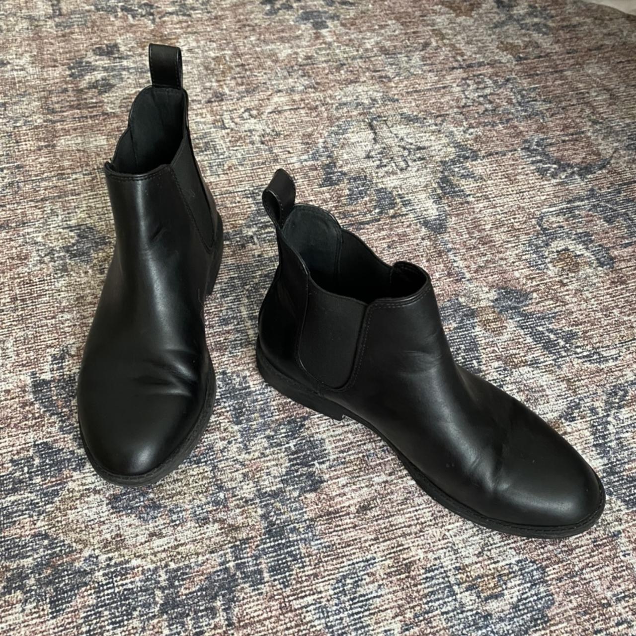 Simple booties from H&M. Signs of wear mostly on the... - Depop