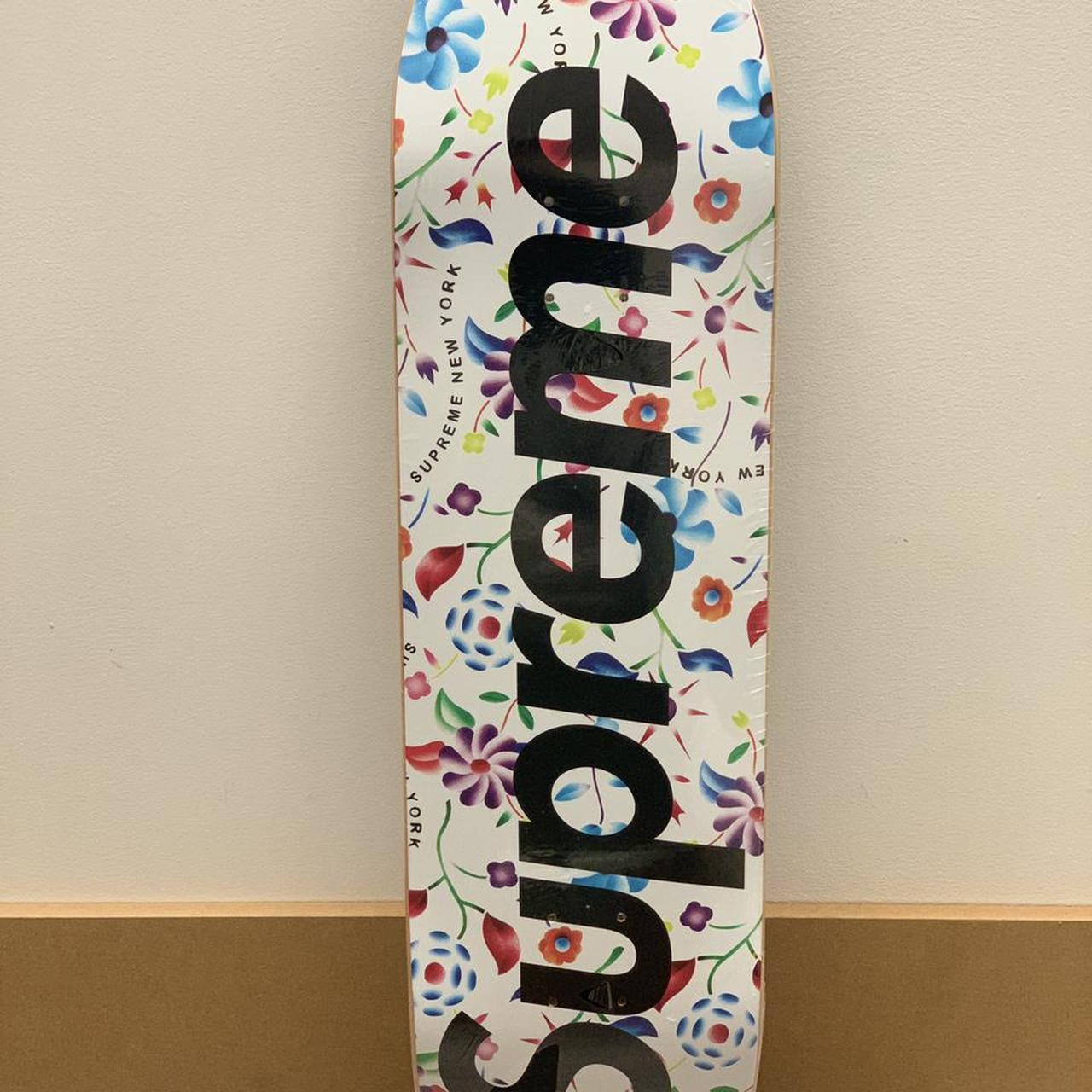 supreme Airbrushed Floral Skateboard  白 Supreme airbrushed floral skateboard deck white