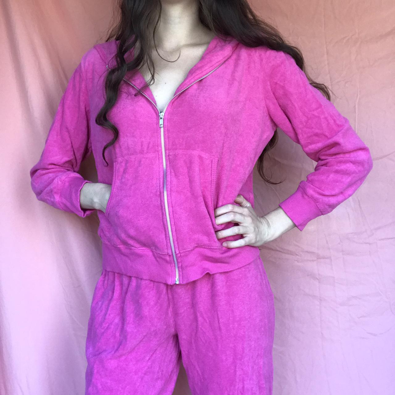HOT PINK Y2K JUICY STYLE SWEAT SUIT SET This is... Depop