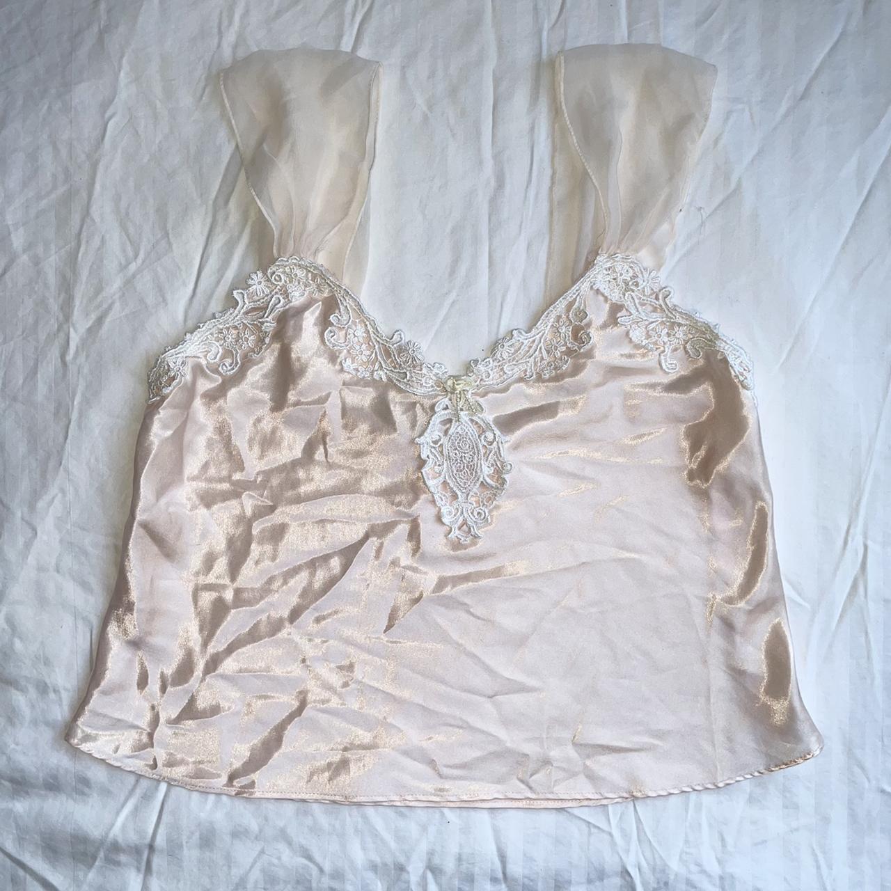 Women's Pink and White | Depop