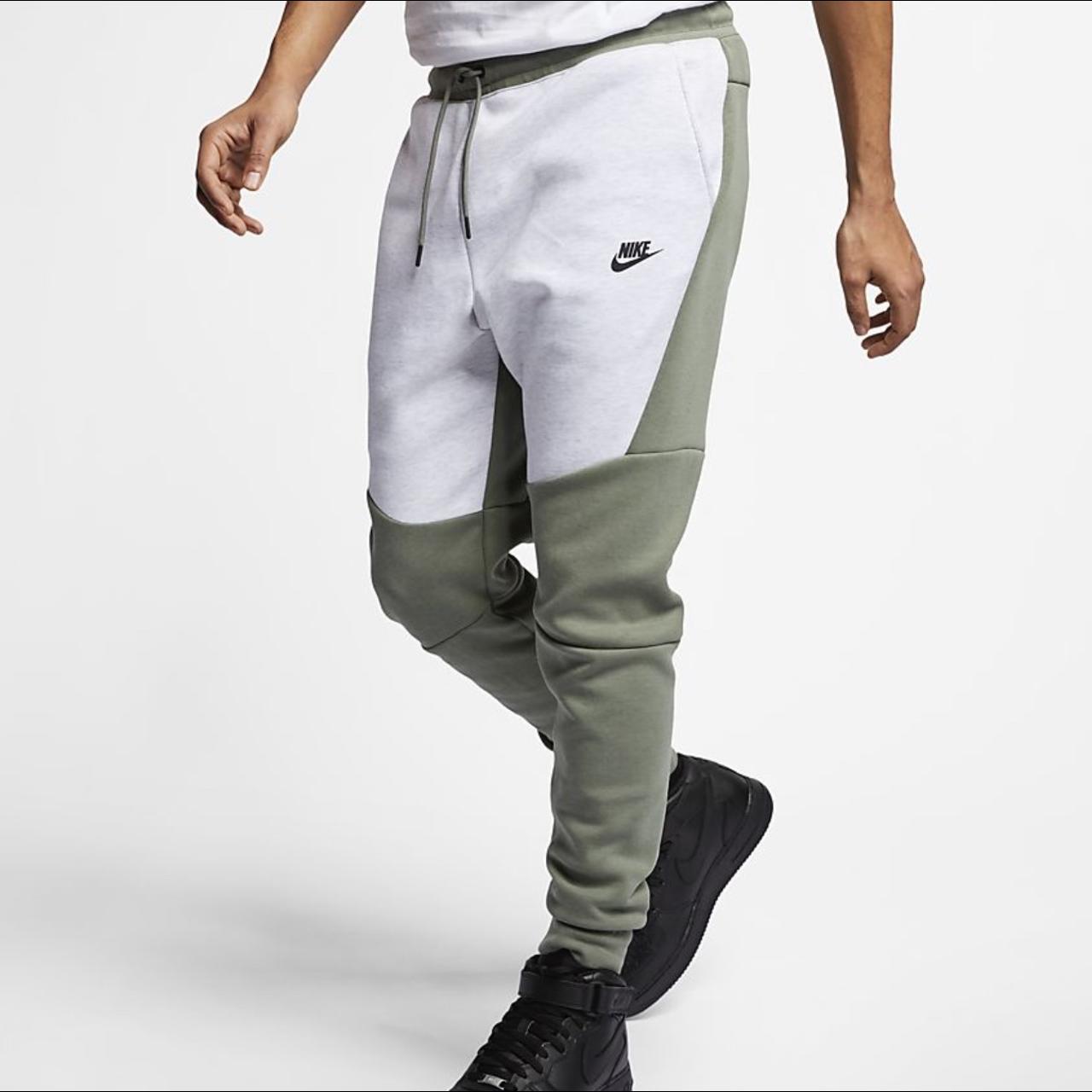 Nike tech fleece bottoms grey hot sale