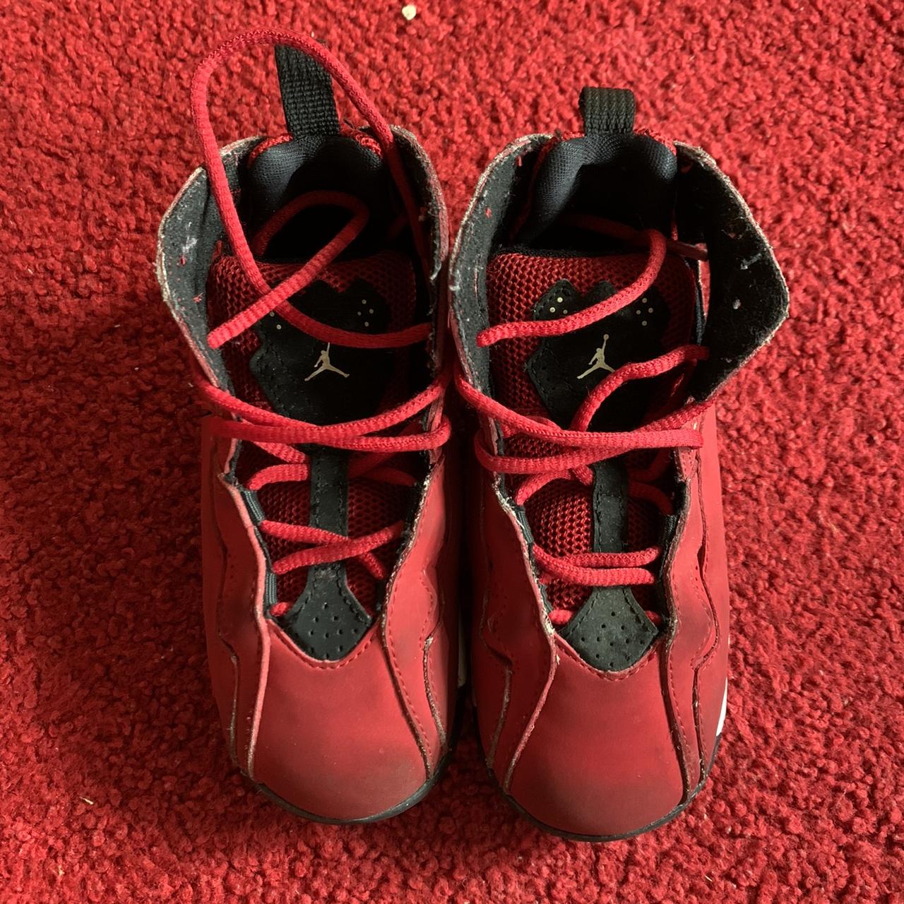 Vintage 7s hot sale nike shoes