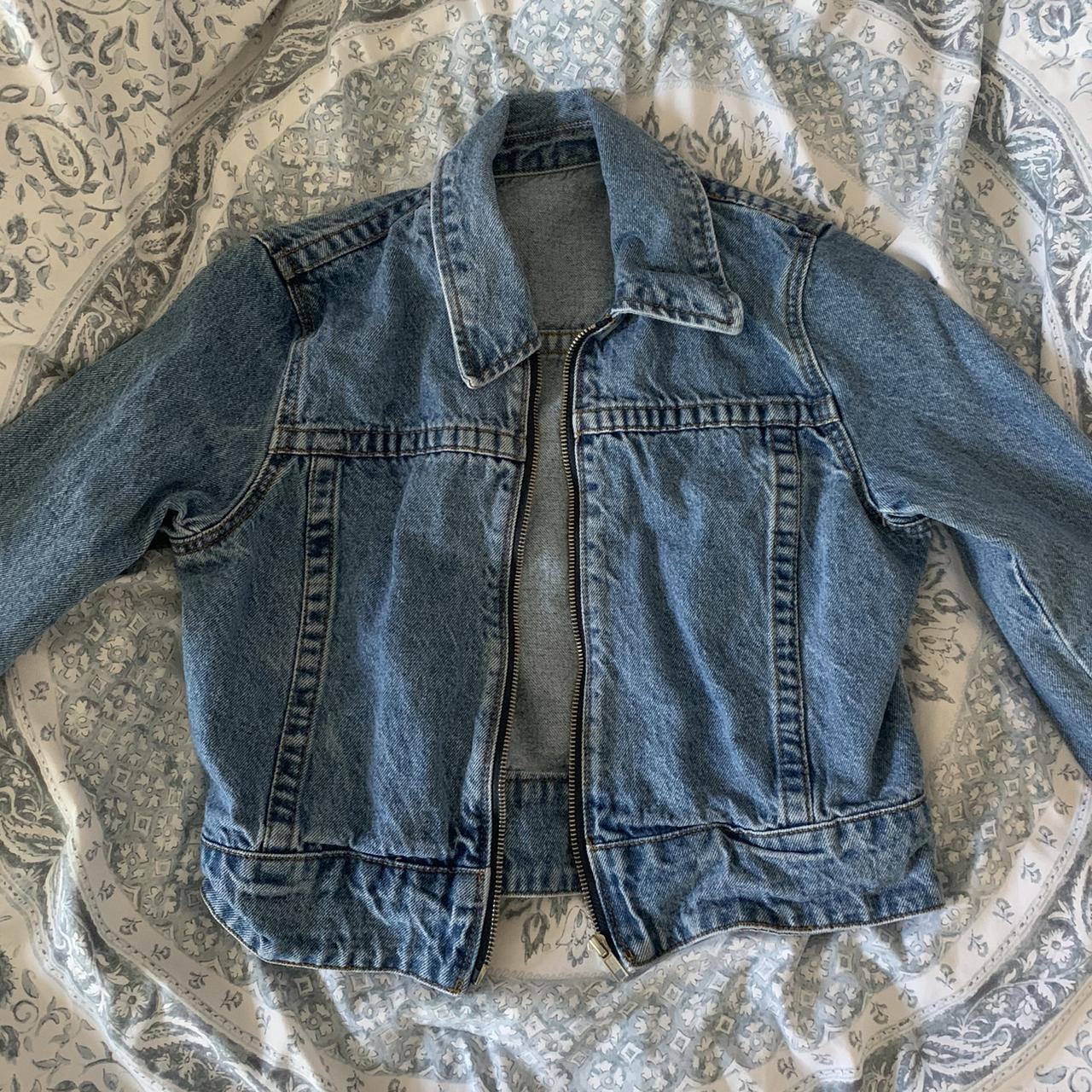 🤍 Brandy Melville zipper denim jacket... Depop