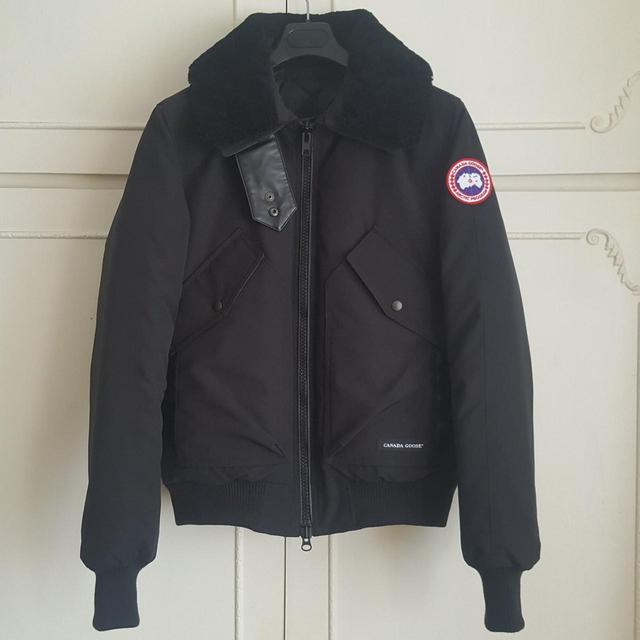 Canada goose bromley bomber navy best sale