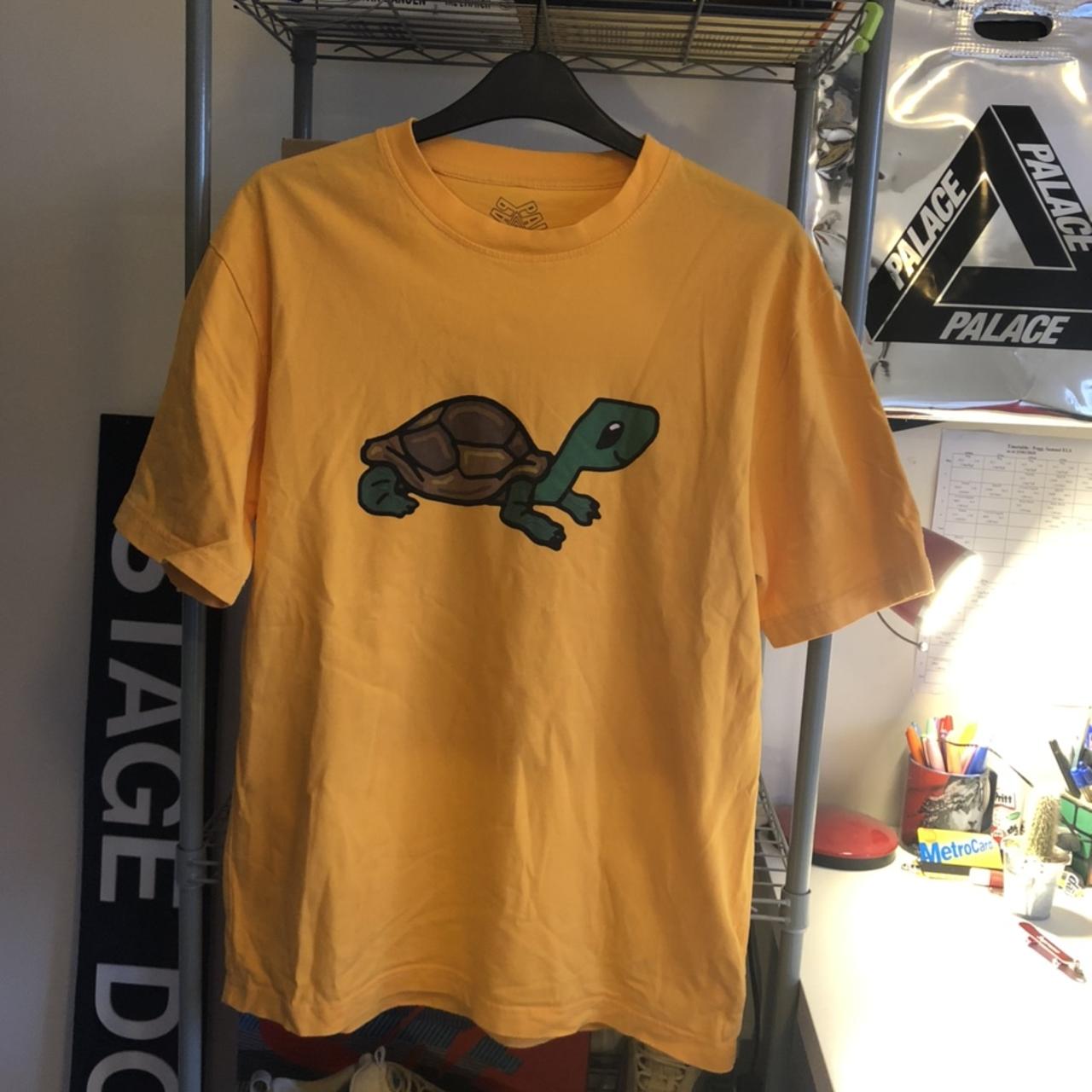 Palace P Turtle Tee, Size medium, Great...