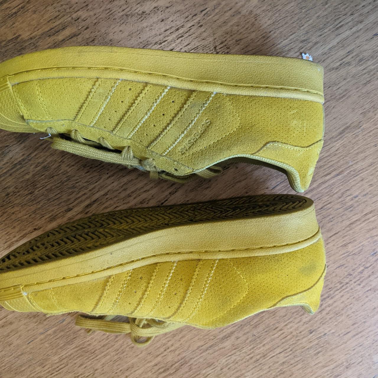 yellow trainers size 7
