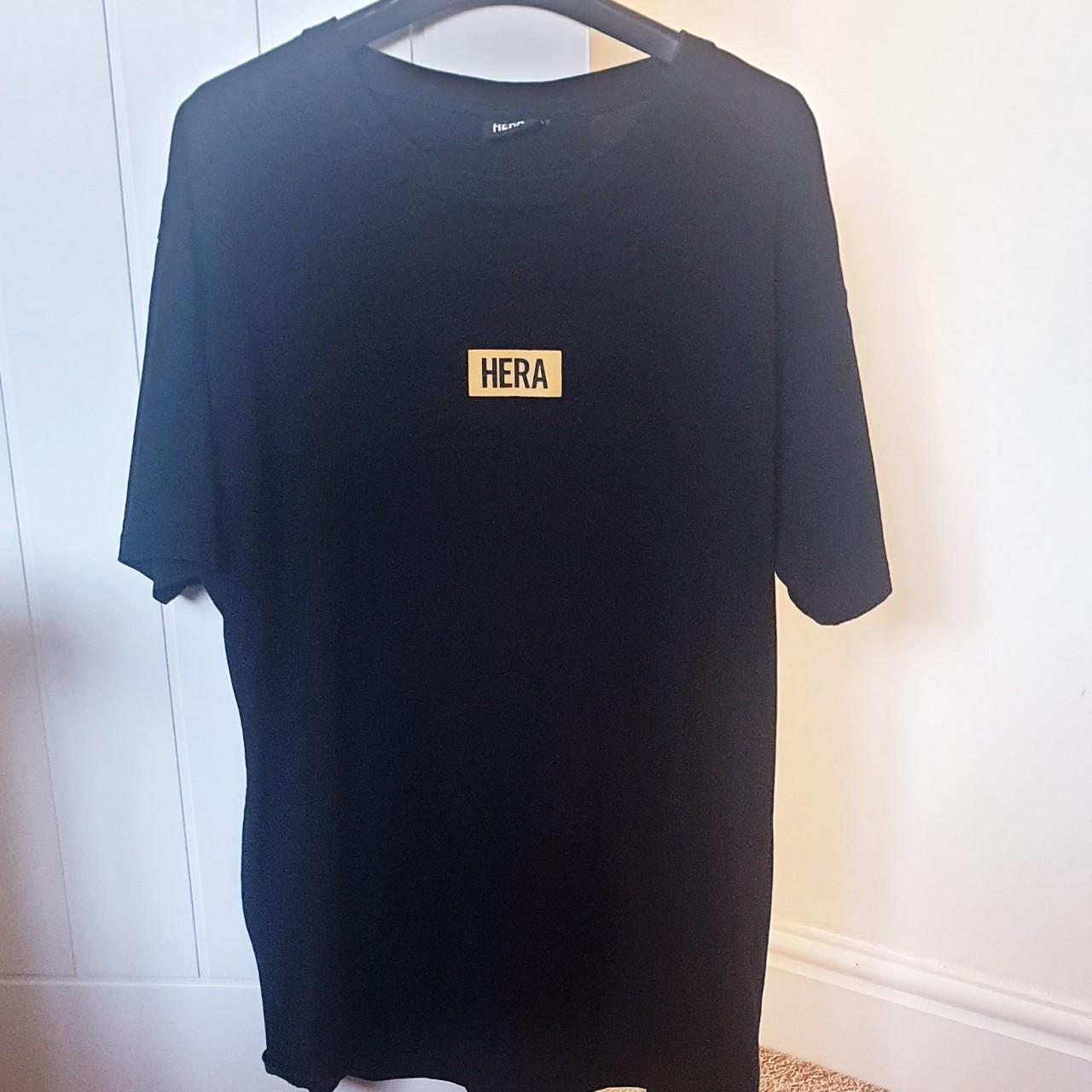 Hera London Men's Black T-shirt 