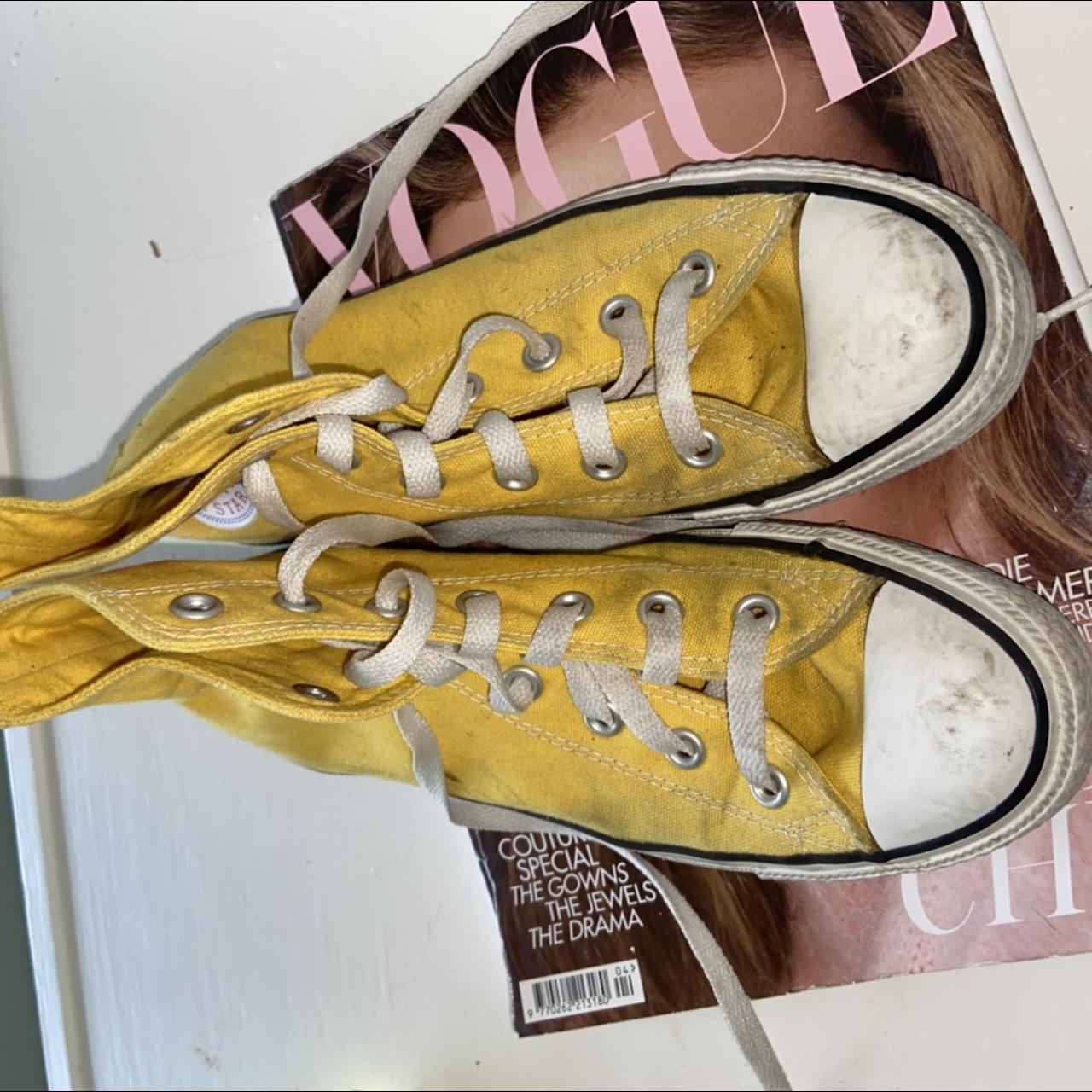 dirty yellow converse