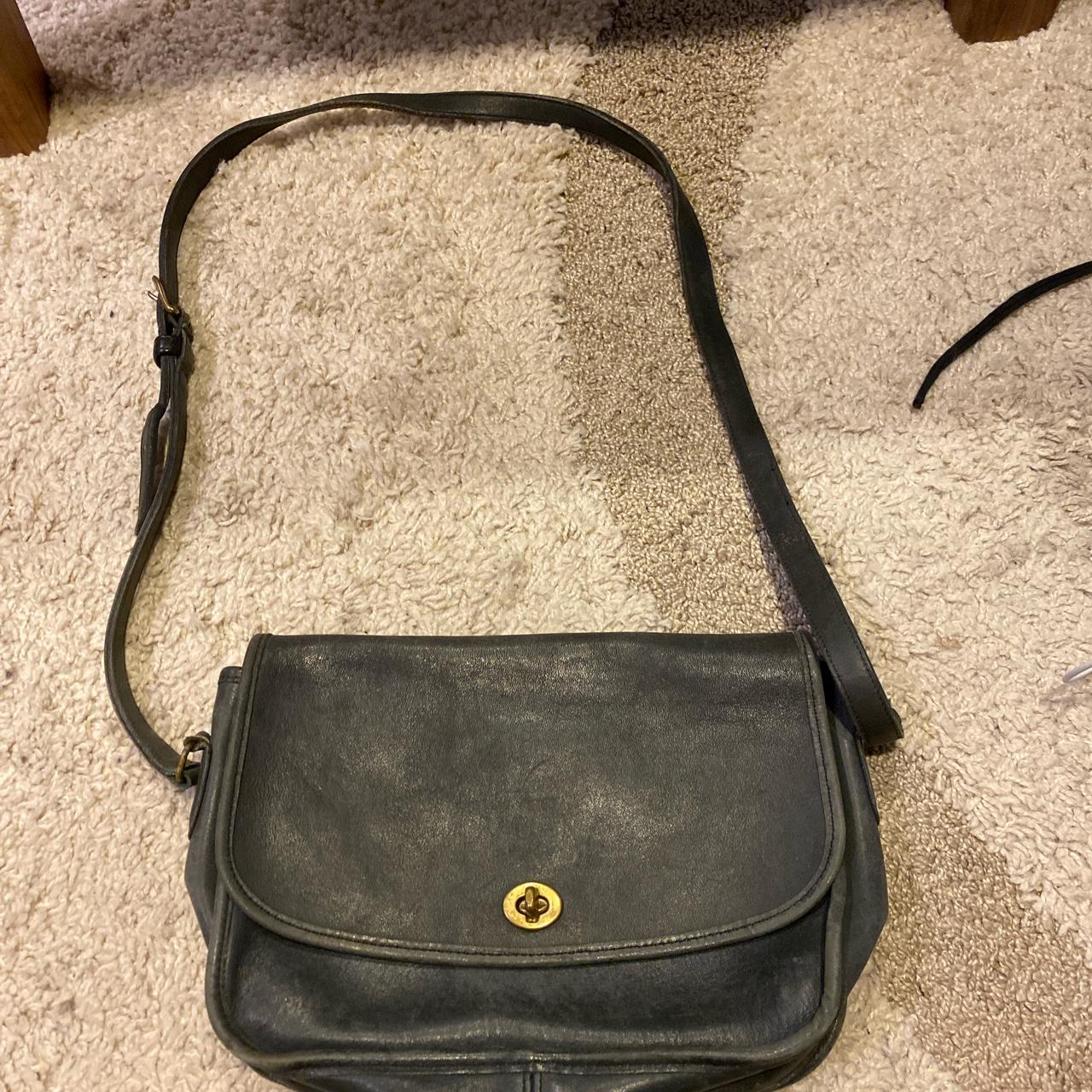 バッグ Vintage Coach Hand Bag Turn Lock Leather $_57.PNG?set_id=880000500F
