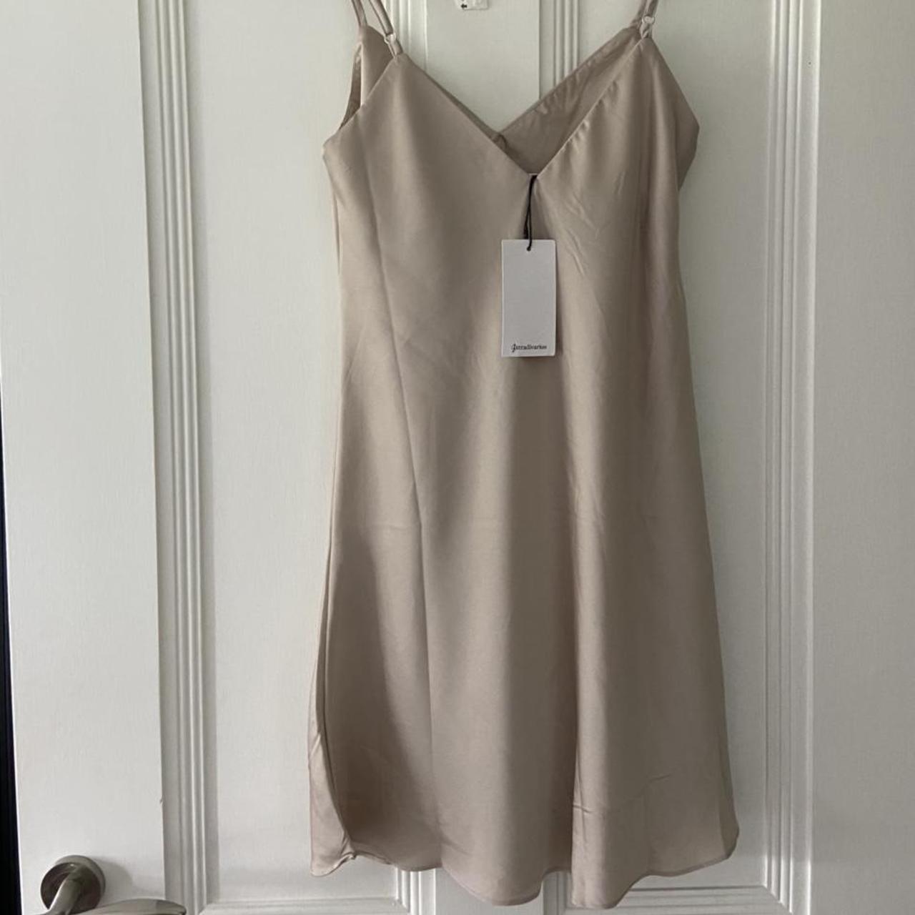 Champagne silk dress from Stradivarius, never worn,... - Depop