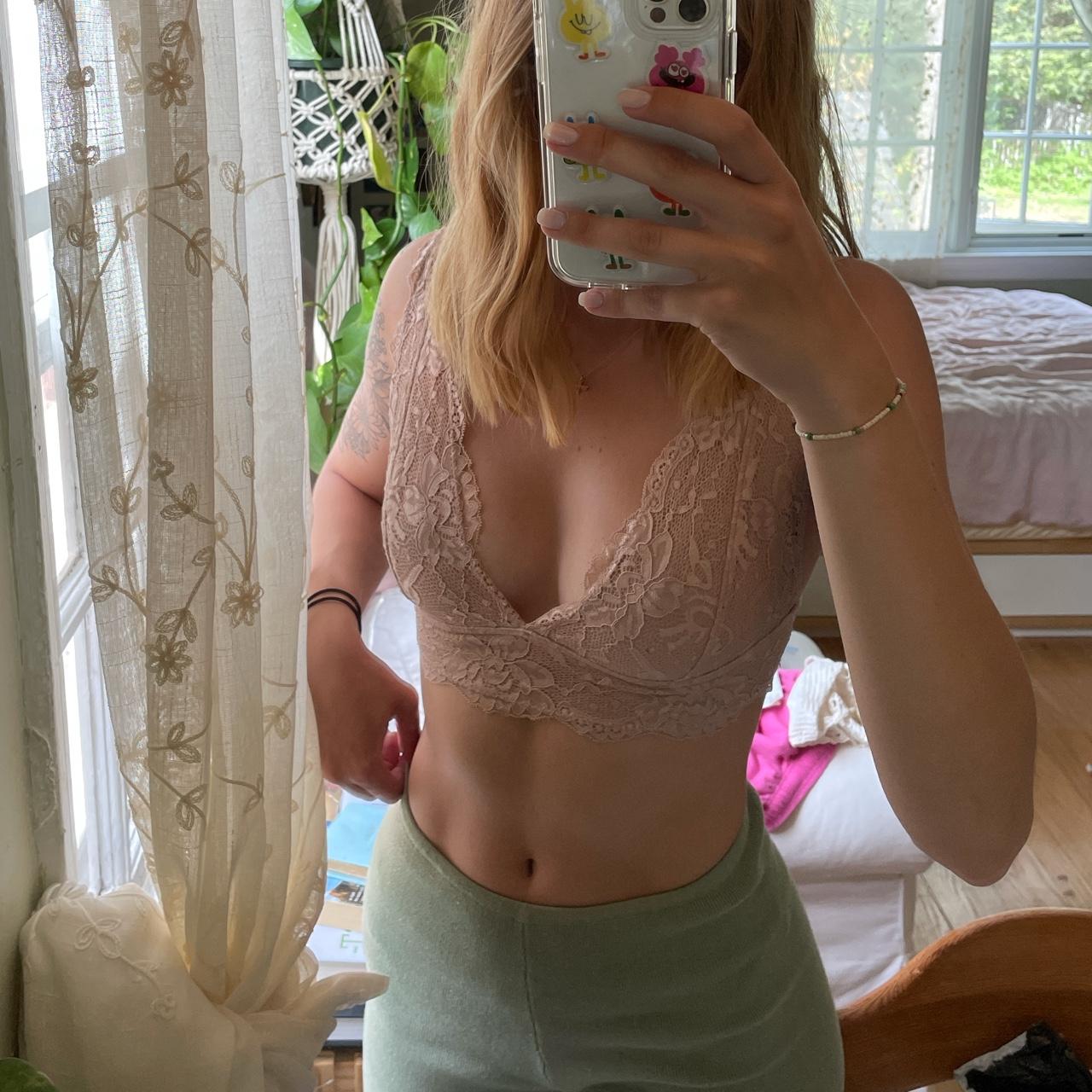 Super flattering and cute bralette from UO years - Depop