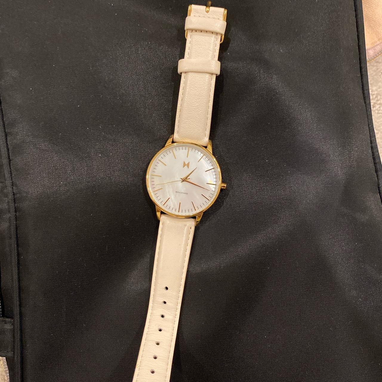 MVMT Women's Gold and Cream Watch (2)