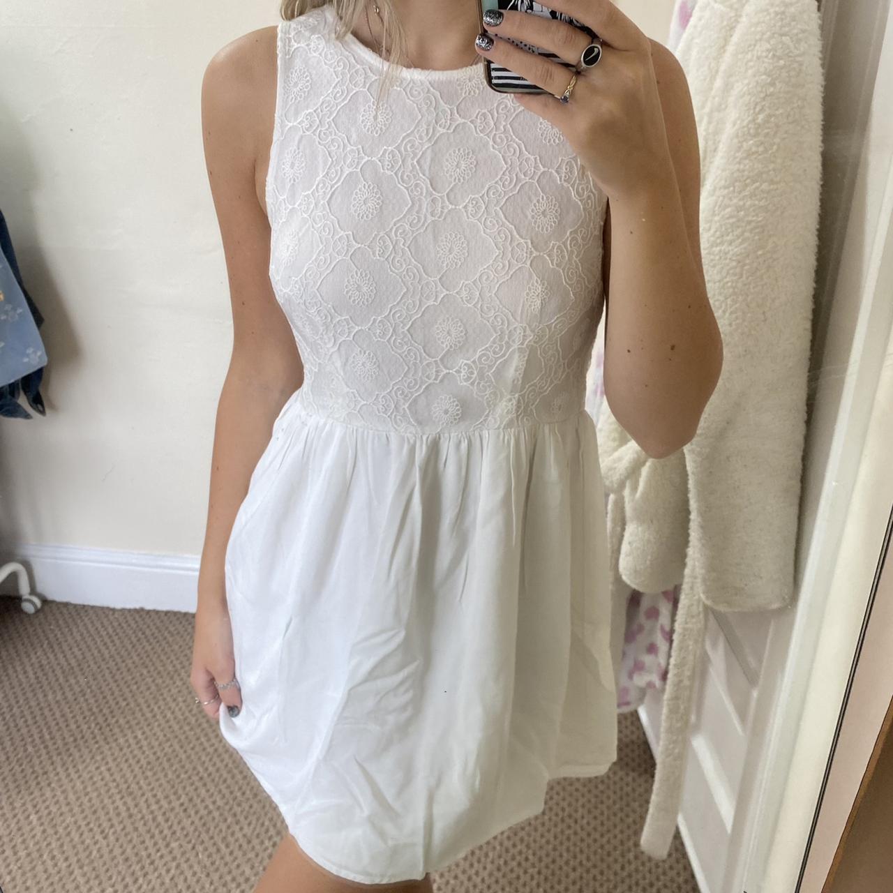 Cream forever 21 dress, worn once to a wedding,... Depop