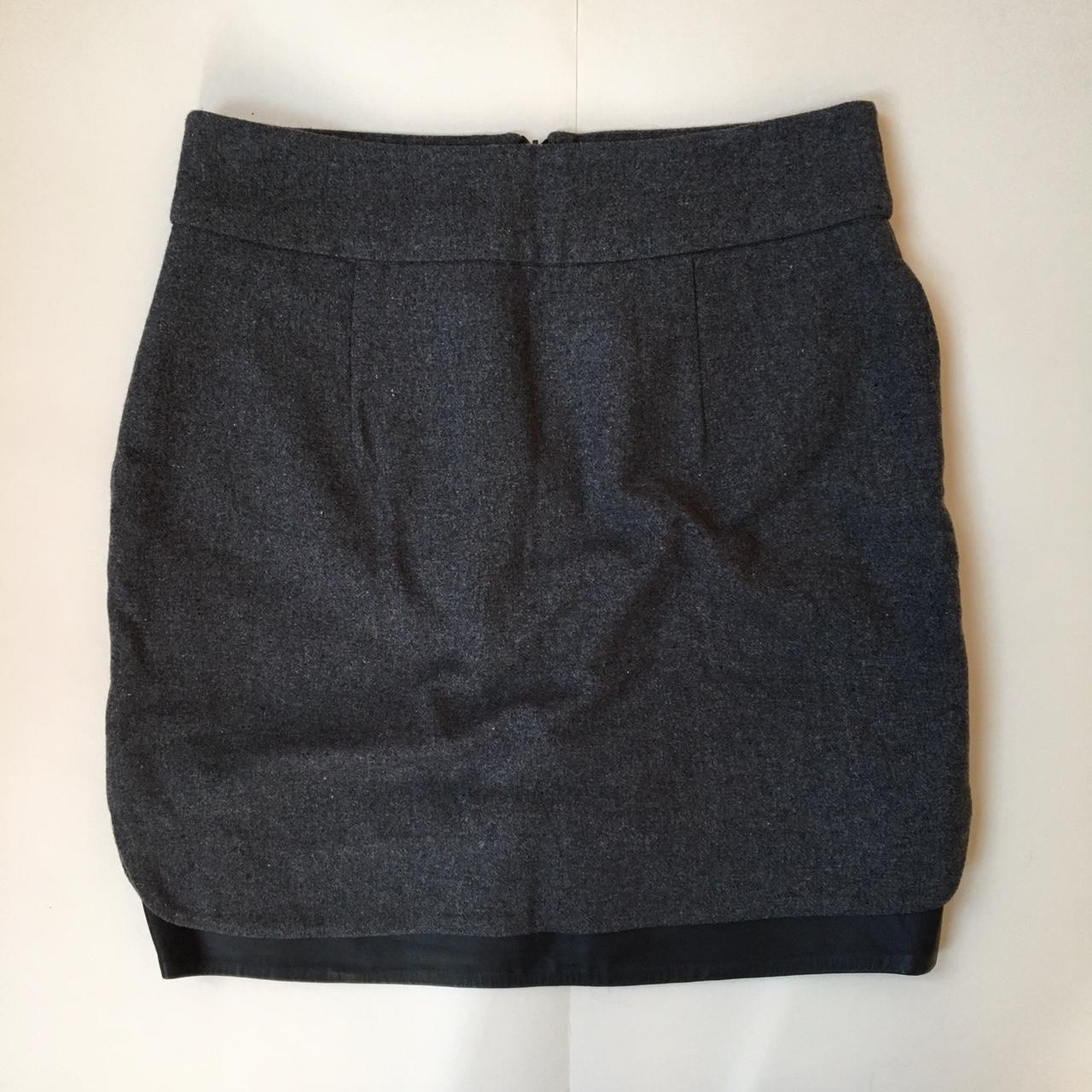 Grey wool skirt with leather trimmed... - Depop