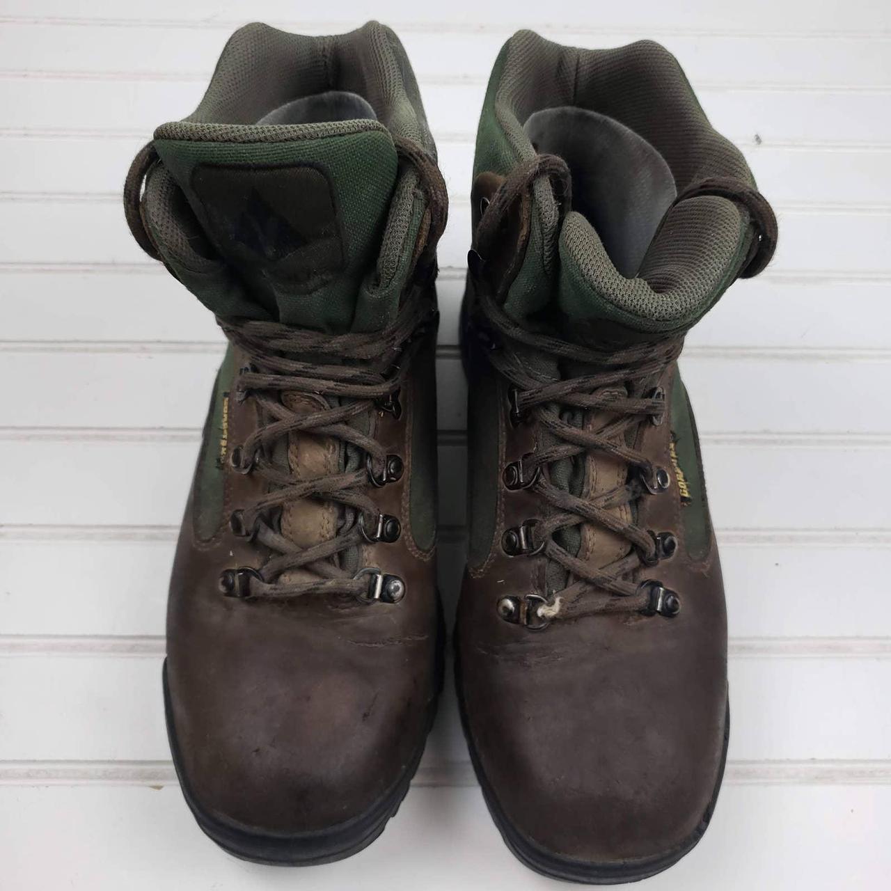 Vasque Gore-tex Men's Vintage Hiking Boots Leather... - Depop