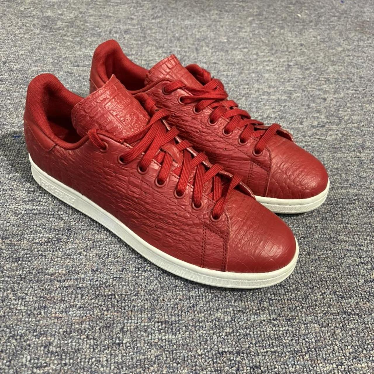 Snakeskin hot sale stan smiths