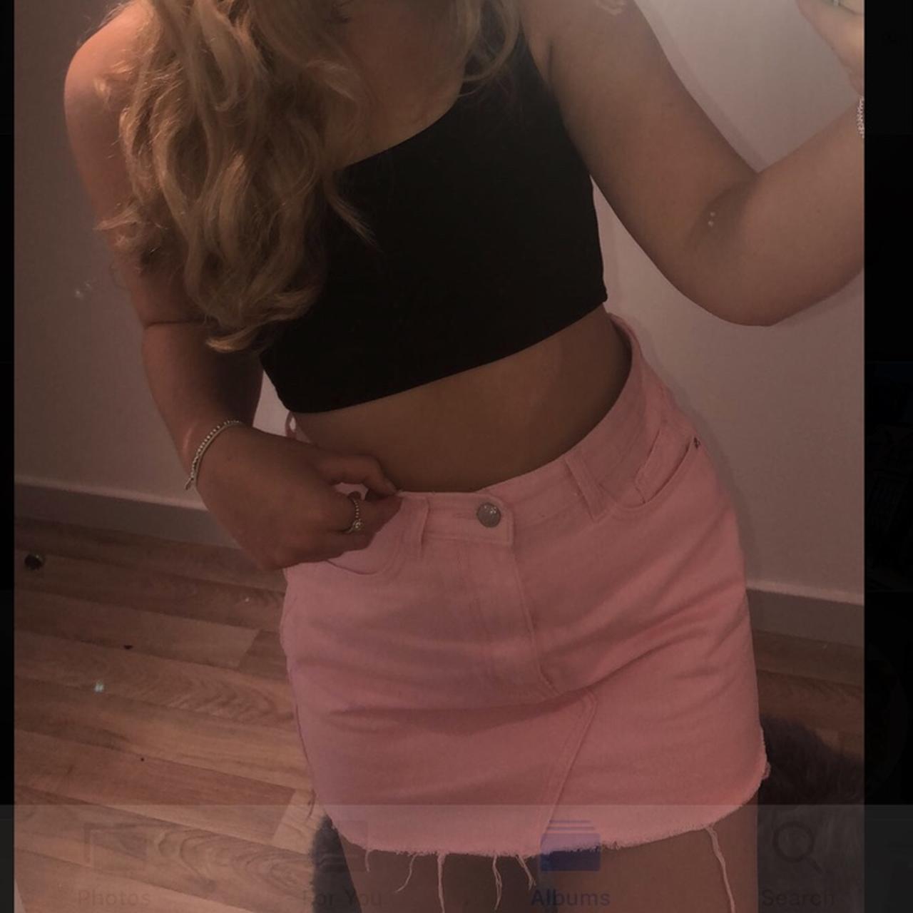 Baby pink denim skirt💗so so pretty but too big