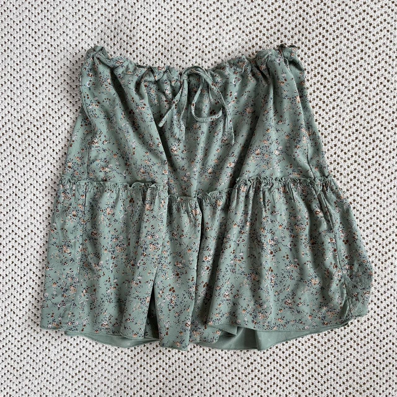 Brandy Melville tie waist skirt 💚 perfect condition... Depop