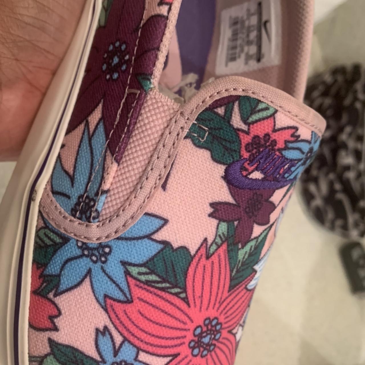 nike toki floral