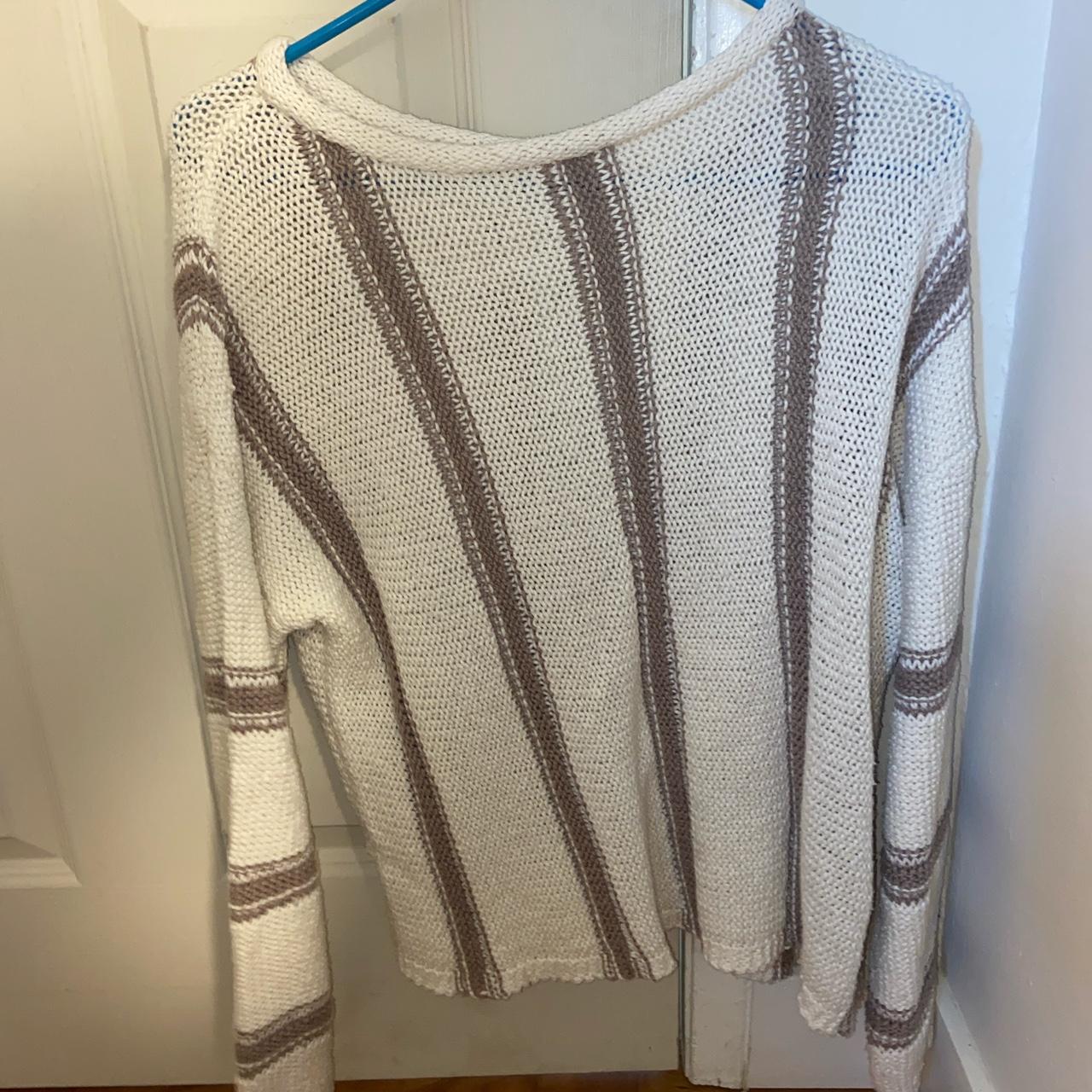 Billabong Women's Cream and White Jumper | Depop