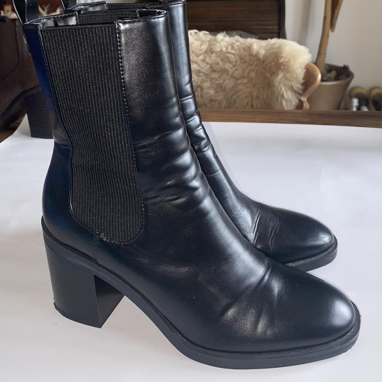 Zara Women's Black Boots Depop