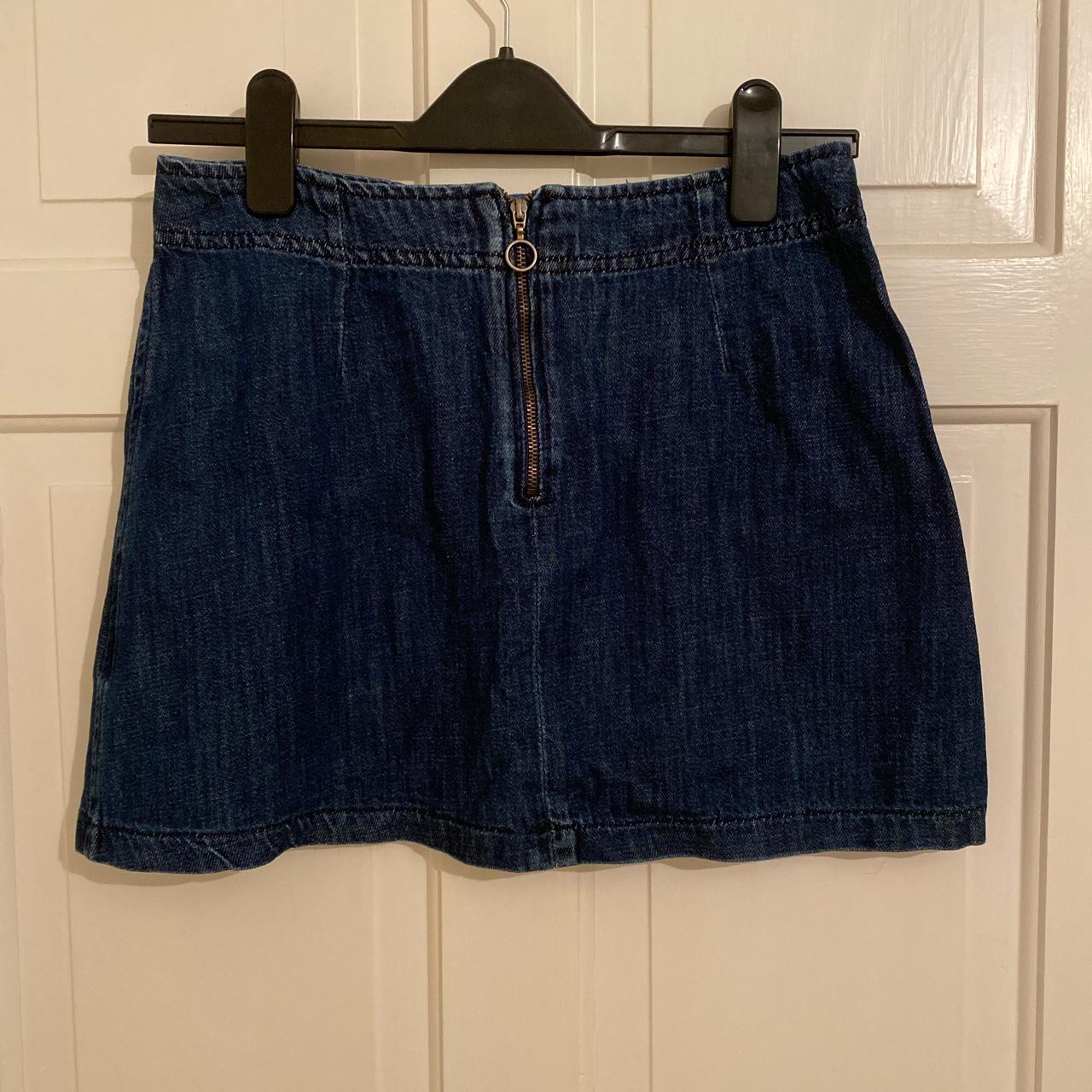 Classic denim mini skirt from Zara, a wardrobe... - Depop