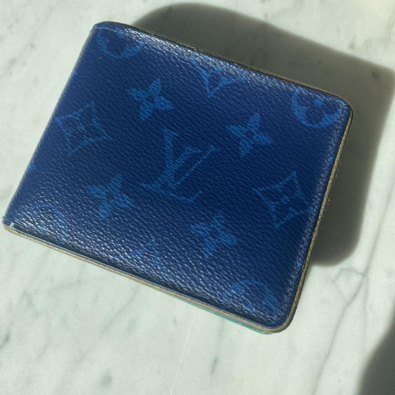 authentic louis vuitton wallet … (note: has ripped - Depop