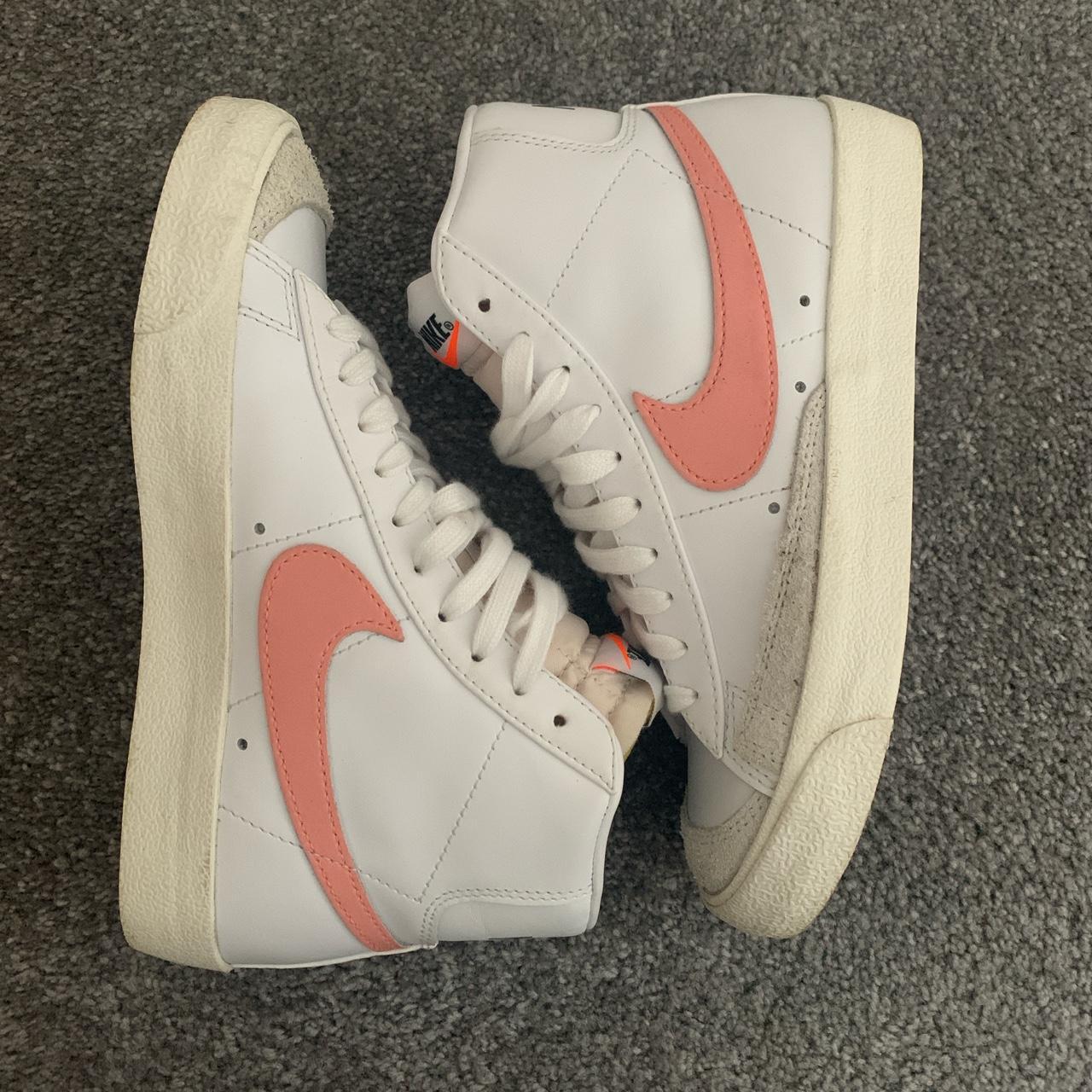blazers pink nike