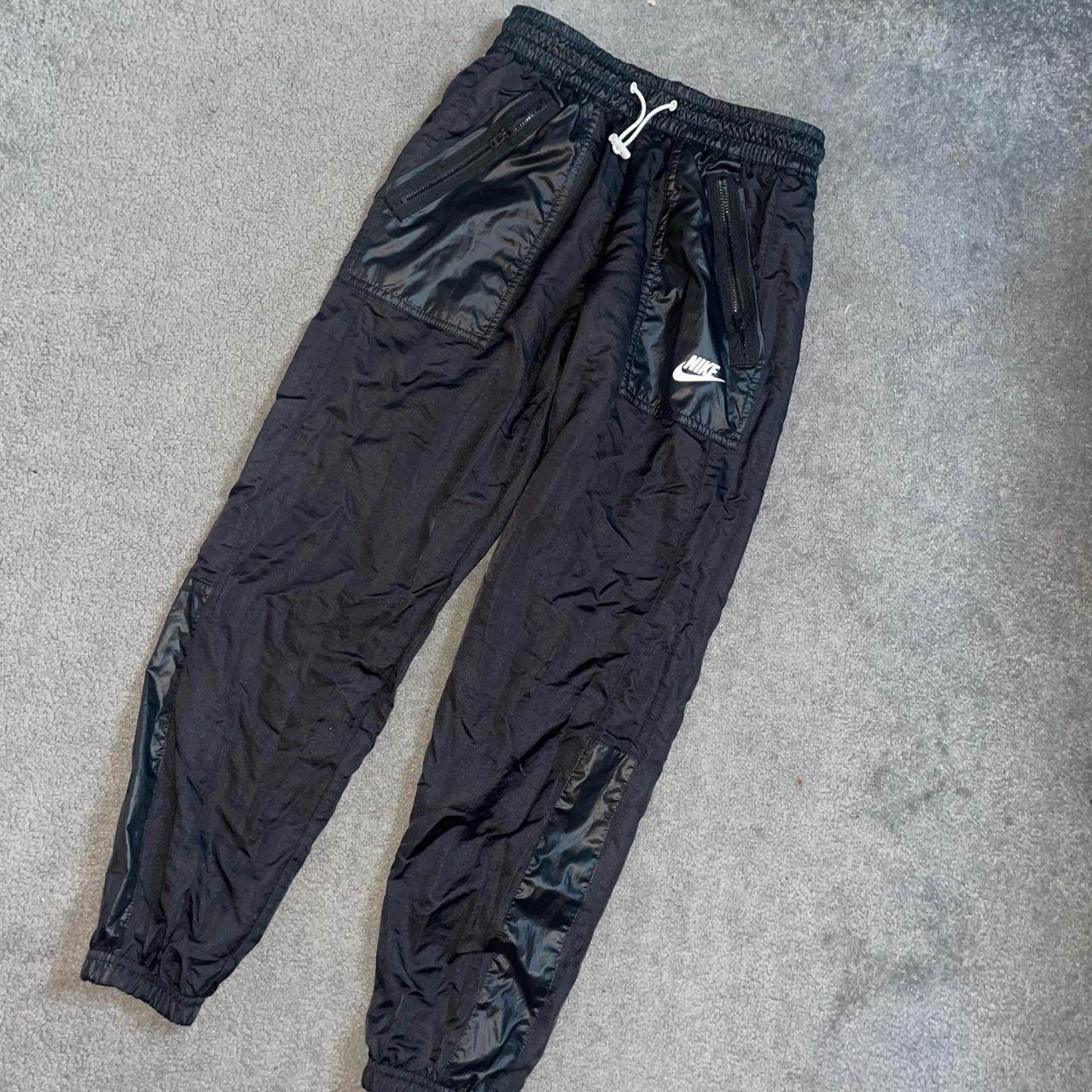 ladies nike track bottoms