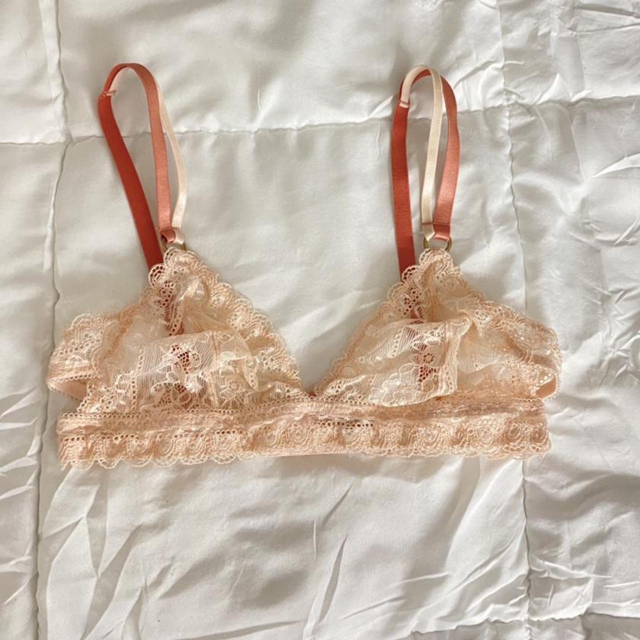 Nordstrom Women's Bra Depop