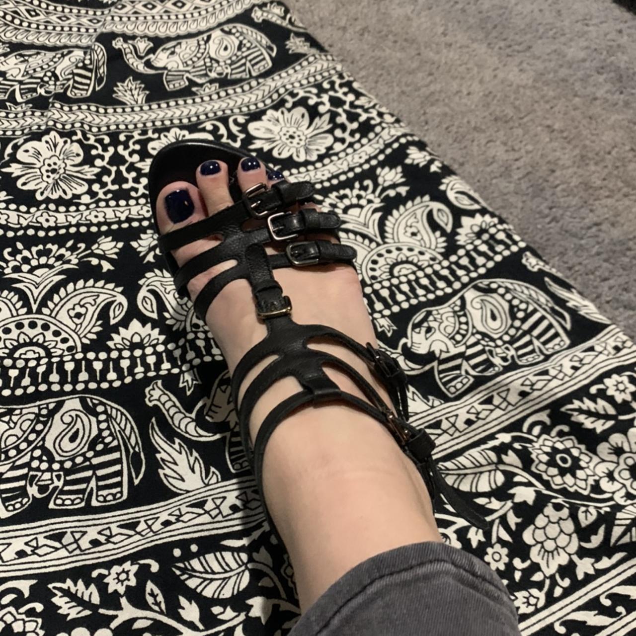 stuart weitzman platform