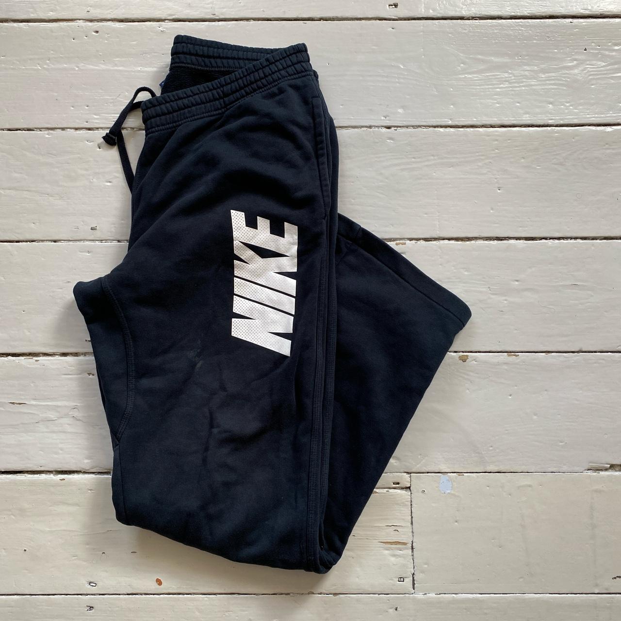 nike club spellout joggers