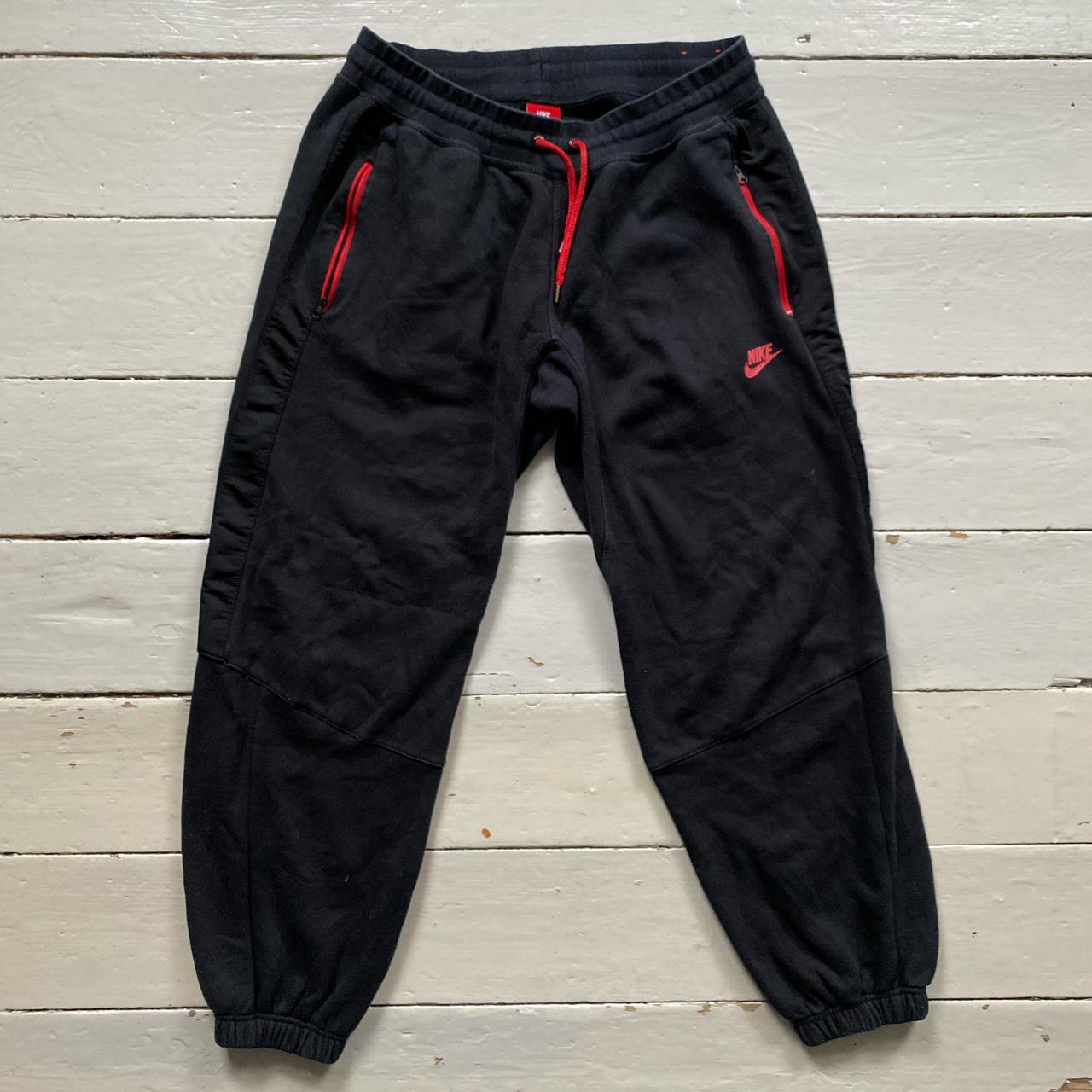 mens nike red joggers