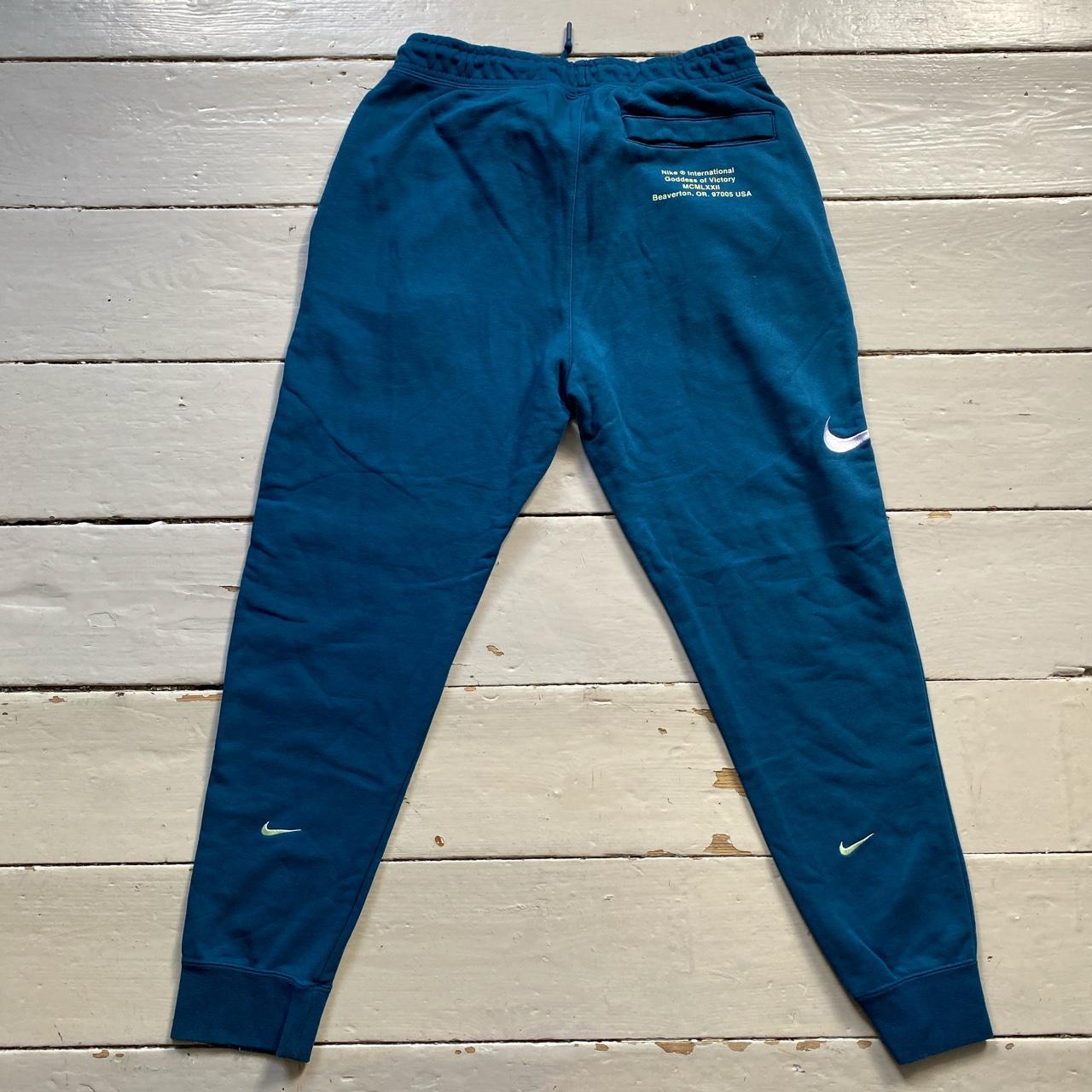 Nike store international joggers