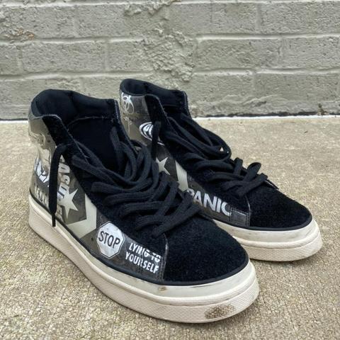 pleasures now converse