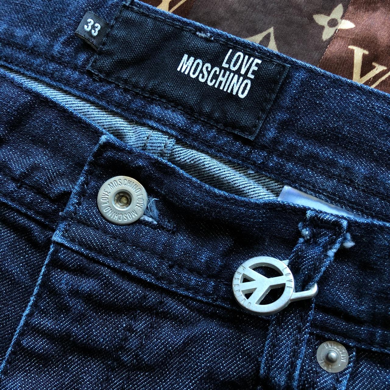 Love shops Moschino men jeans, size 33