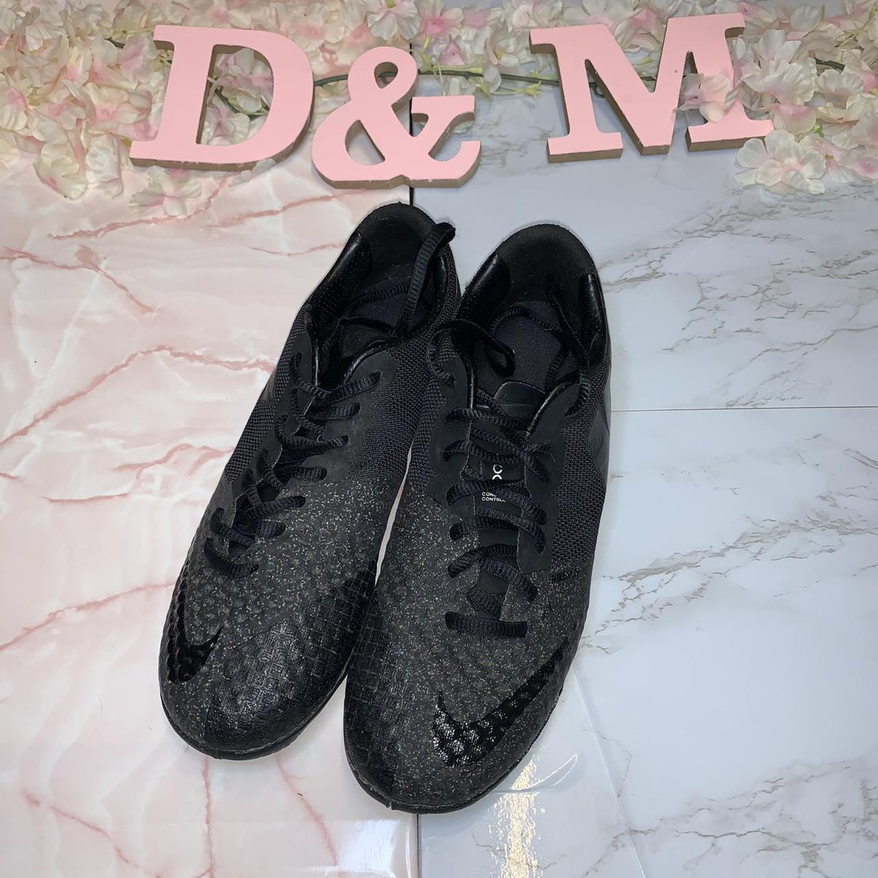 mens black nike football boots