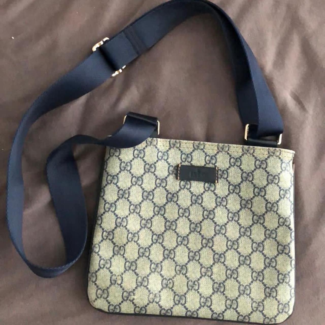 Vintage gucci messenger discount bag