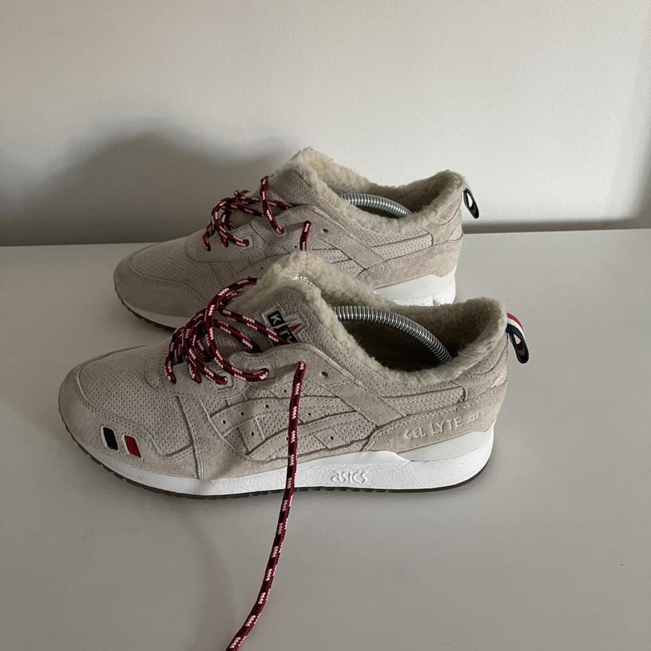 Asics gel-lyte iii kith x moncler cream best sale